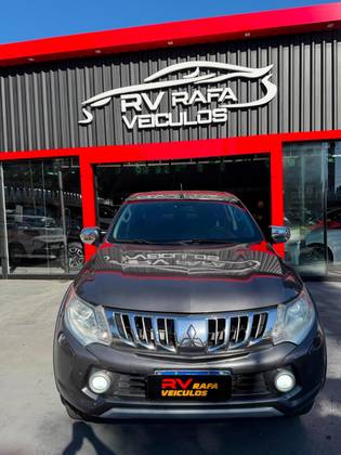 MITSUBISHI L200 TRITON 2.4 16V TURBO DIESEL SPORT HPE TOP CD 4P 4X4 AUTOMÁTICO MITSUBISHI L200 TRITON 2.4 16V TURBO DIESEL SPORT HPE TOP CD 4P 4X4 AUTOMÁTICO